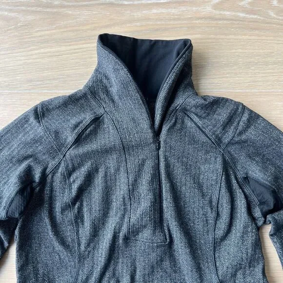 Lululemon Think Fast Pullover - Size 12 - Black Herringbone Pattern - Picture 2 of 5